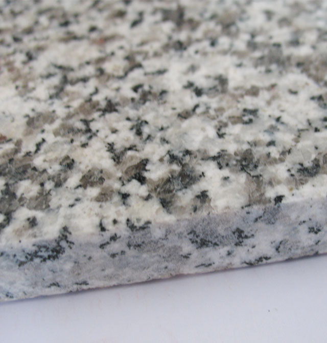 �A��ʯ�Ę�֬����ʯ �ư�ʯ ��1.7mm