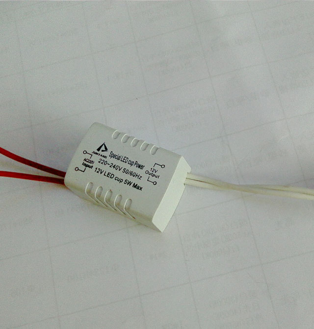 ����� �z������Դ 3w