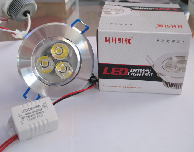 ����LEDͲ�����컨�� LED��YH-03Y 3��1w ���bǶ��ʽ �_�צ�72mm