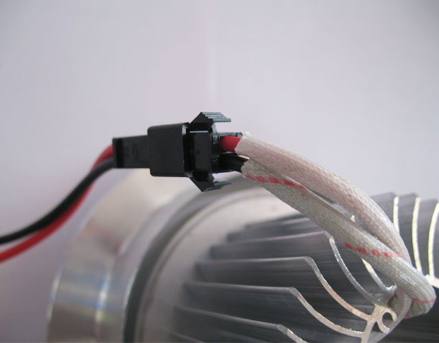 ����LEDͲ�����컨�� LED��YH-07Y 7��1w ���bǶ��ʽ �_�צ�90mm