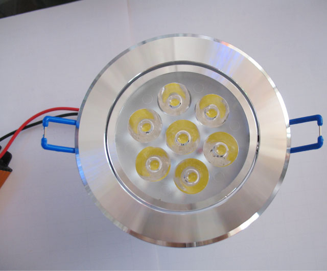 ����LEDͲ�����컨�� LED��YH-07Y 7��1w ���bǶ��ʽ �_�צ�90mm