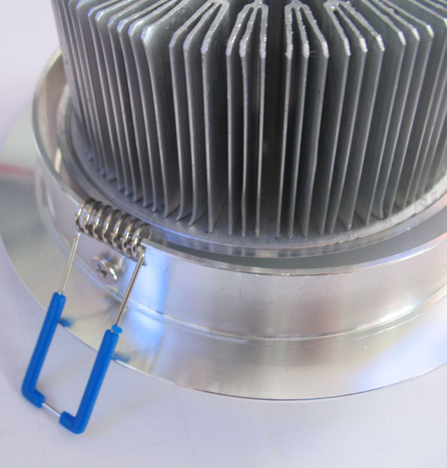 ����LEDͲ�����컨�� LED��YH-9Y 9��1w ���bǶ��ʽ �_�צ�120mm