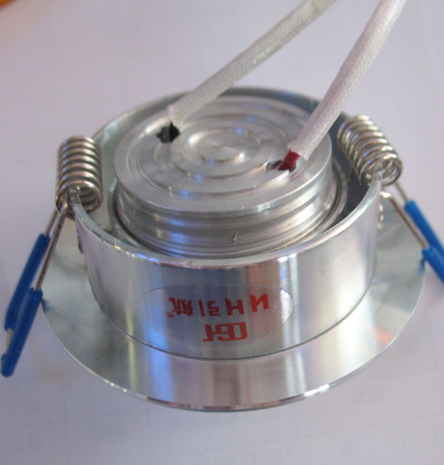 ����LEDͲ�����컨�� LED��YH-01Y 1��1w ���bǶ��ʽ �_�צ�57mm