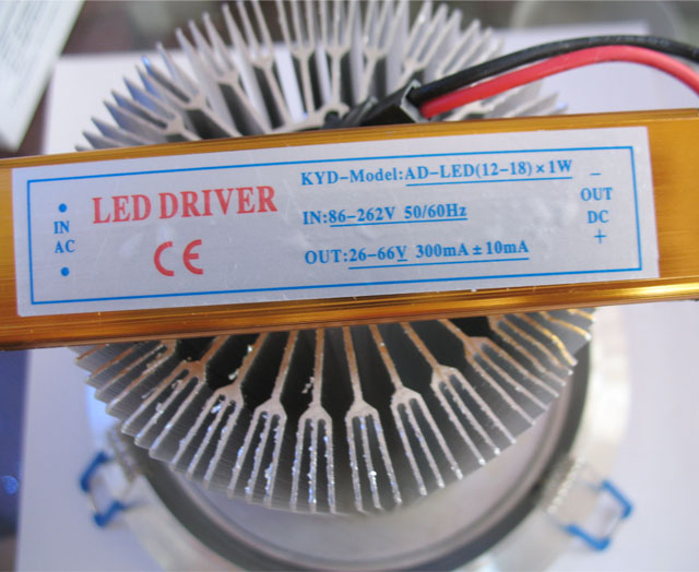 ����LEDͲ�����컨�� LED��YH-15Y 15��1w ���bǶ��ʽ �_�צ�145mm