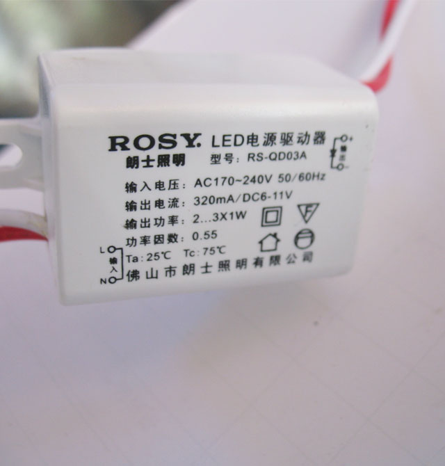 ��ʿLEDͲ�����컨�� LED��RS-LC213�����ף� 3��1w ���bǶ��ʽ �_�צ�72mm ܇�X���|����ɫ