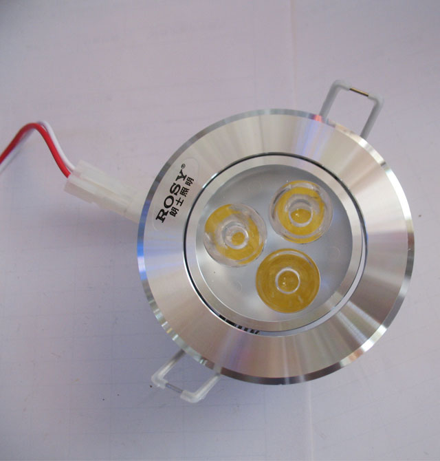 ��ʿLEDͲ�����컨�� LED��RS-LC213���߹⣩ 3��1w ���bǶ��ʽ �_�צ�72mm ܇�X���|�߹�ɫ