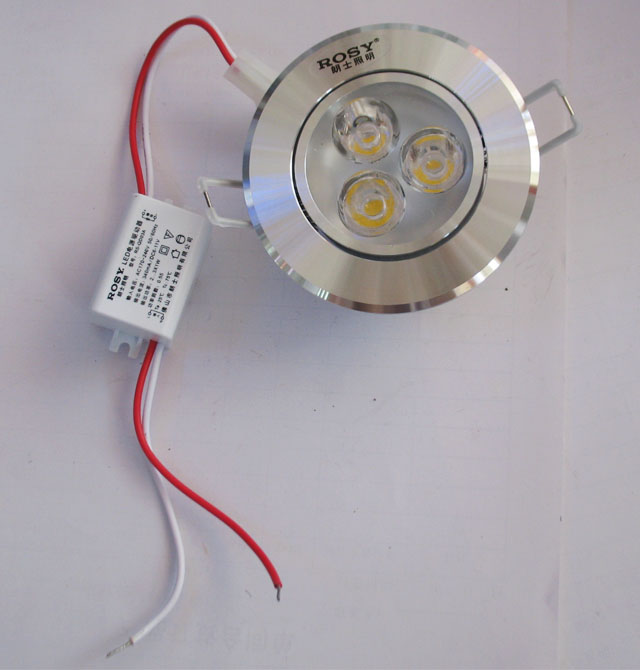 ��ʿLEDͲ�����컨�� LED��RS-LC213���߹⣩ 3��1w ���bǶ��ʽ �_�צ�72mm ܇�X���|�߹�ɫ