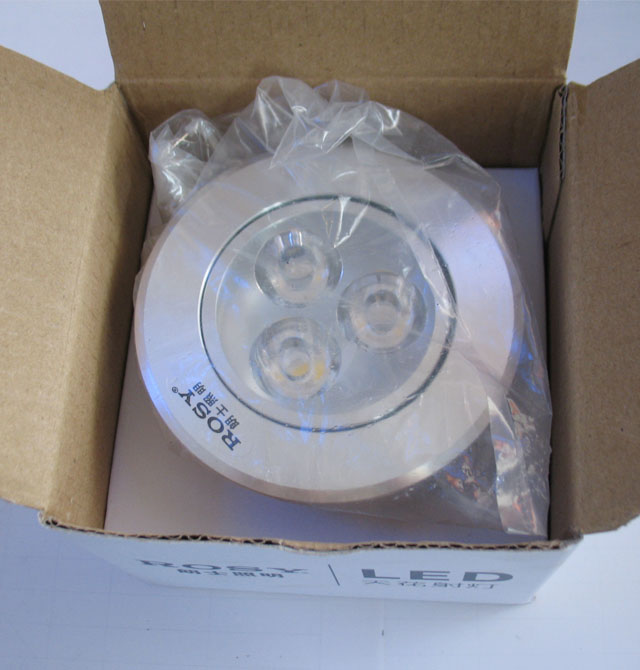 ��ʿLEDͲ�����컨�� LED��RS-LC213���߹⣩ 3��1w ���bǶ��ʽ �_�צ�72mm ܇�X���|�߹�ɫ