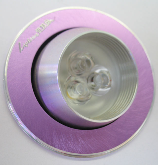 �R�ؽ�LEDͲ�����컨�� ţ�۟� 3��1w ���bǶ��ʽ �X�Ͻ���|��ɫ