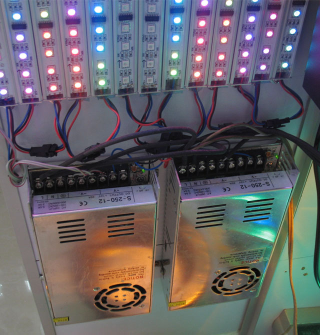 �Ă�LED�􎧟��l RGB-Ӳ���l 60��/�� ���z��ˮ