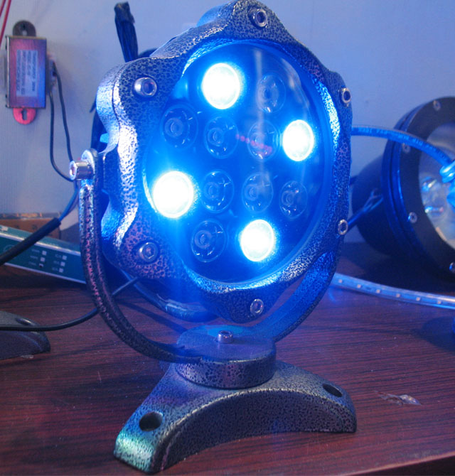 �Ă�LEDͶ�������� SDD-015Ͷ��� 12��1w ��ɫ