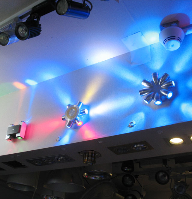 �Ă�LEDͶ�������� BD-9018 8��1w ��ɫ