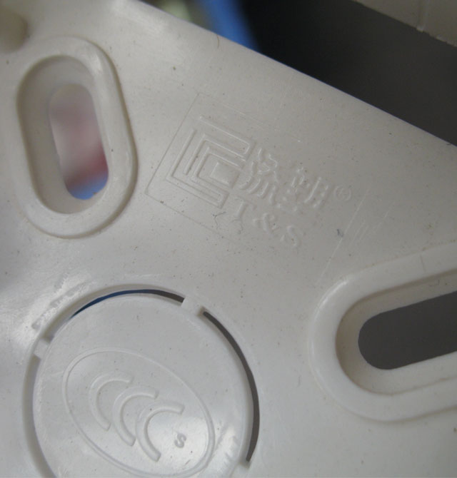 ���ܵ׺У��Ӿ��У� PVC�׺� 86mm��86mm��35mm���κ�