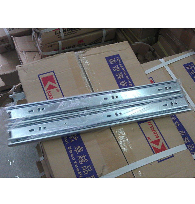 ����m�S����錧܉ �F 18��