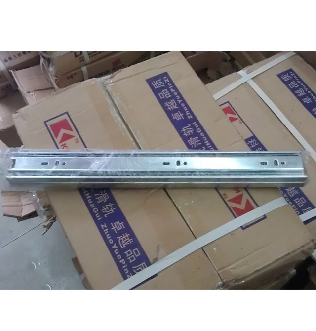 ����m�S����錧܉ �F 18��