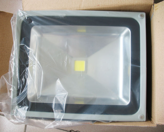 �h��LEDͶ�������� APL10421A-50B 50w �׹�/ů�� 285mm��235mm��150mm