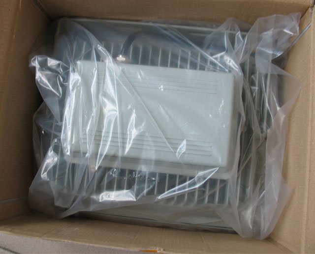 �h��LEDͶ�������� APL10421A-50B 50w �׹�/ů�� 285mm��235mm��150mm