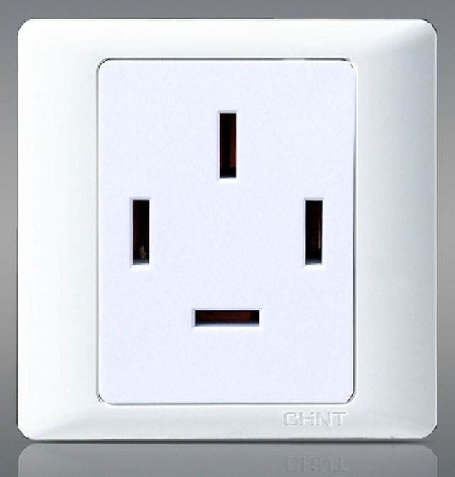 ��늲������ NEW7-G14910 �ĘO ��ɫ 16A 440V �����ľ�