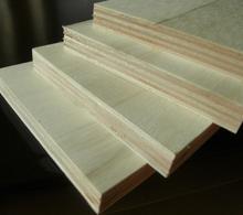 ��ͨ�z�ϰ� 1220mm��2440mm����14.8mm E0�� ����о��