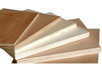 ���f����ͨ�z�ϰ� 1220mm��2440mm����14.8mm E0�� ����о��