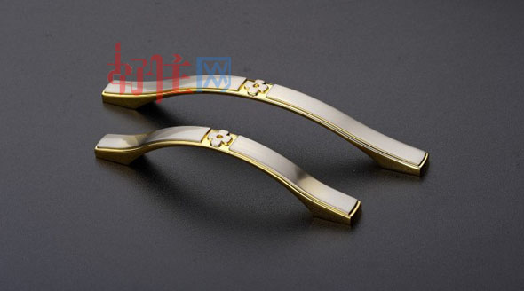 �ь������T������� P8113-96��õ��� �\�Ͻ� ���s�L�l