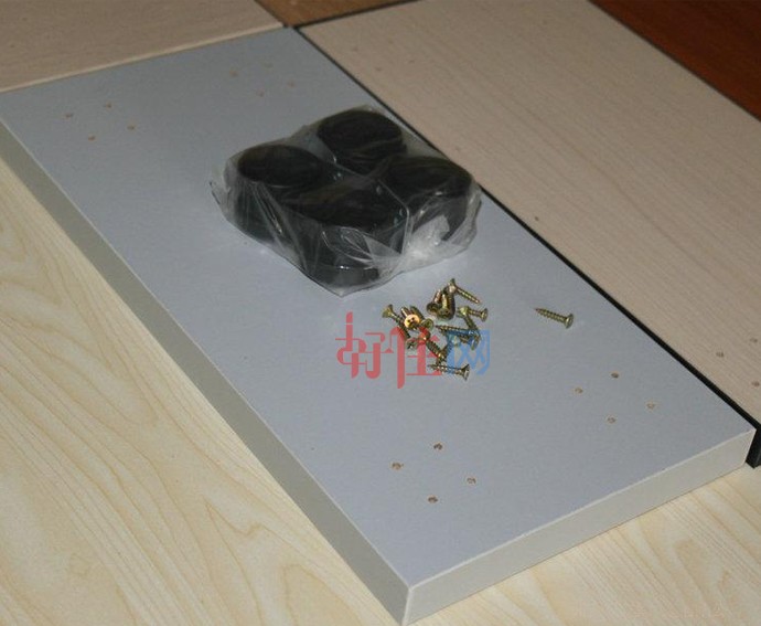 �ٸ��Ҿ���� ���C�� �L400mm����200mm��80mm�� �����谷��