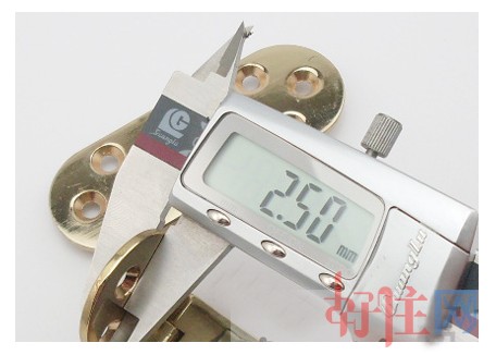 �x�̼Ҿ��B������ ���|�����퓲����q� ��2.5mm