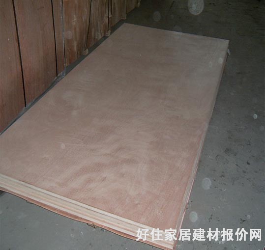 �yȼ�z�ϰ� 2440mm��1220mm����12mm B1