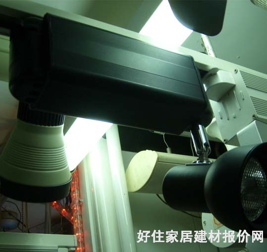 ���u��� ��܉HW-304 70w ��ɫ