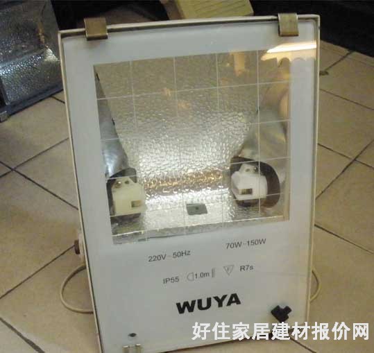 �Ă����u��� ���Ɵ� 150w ��ɫ