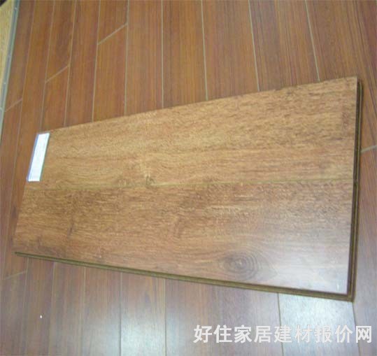 �����ͺϵذ� �ű���ľ 810��125��18mm