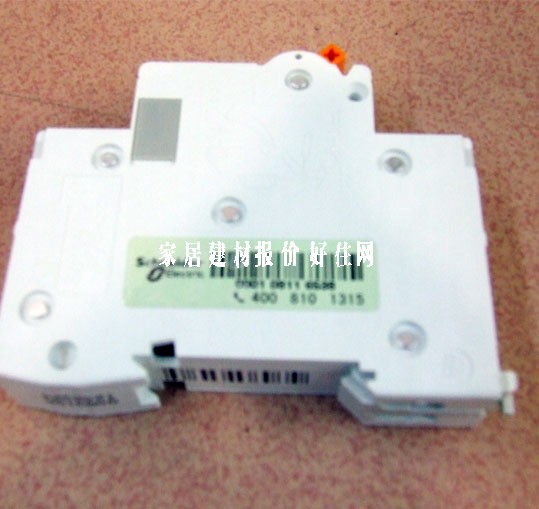 ÷�m���m��·��\�՚��_�P Easy C16 1P 16A �՚��_�P���ܚ���·����