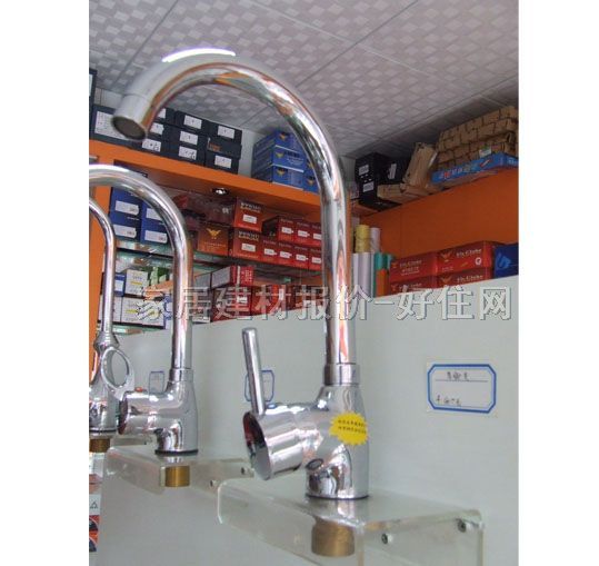 �N�����^ ���_ ����