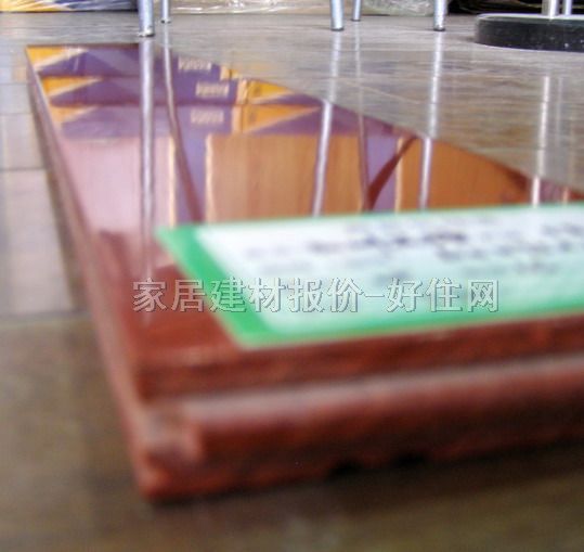 ���֮�⌍ľ�ذ� ���ݻ�̴ 610mm��95mm����18mm