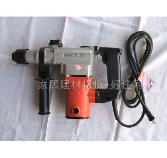 �_���@ EIC-QU05-26 680W