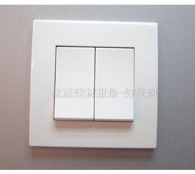 ʩ�͵´��E���_�P��� 2λ�ο� ��ɫ