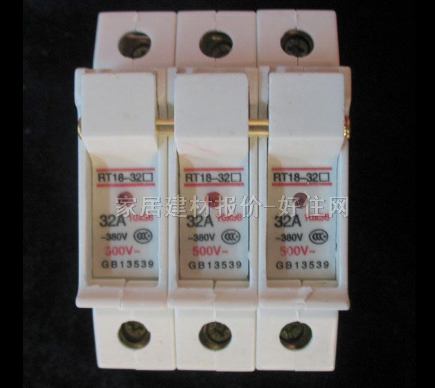 ��·��\�՚��_�P RT18-32 3P 32A �՚��_�P���ܚ���·����