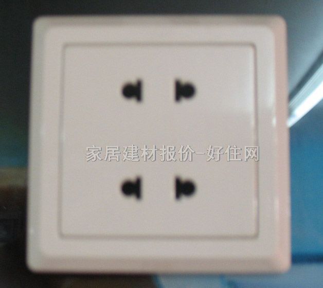 ��늲������ ���ϵ�� �����O ��ɫ