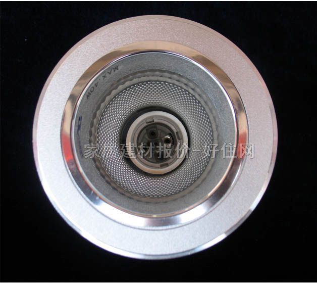 ���bǶ��Ͳ�� C ��105mm  ֱʽ �� 3.5��