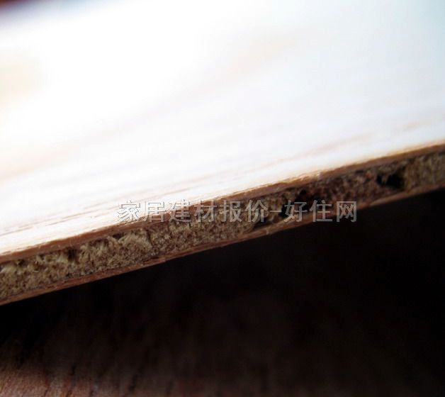 �ְ���ȻľƤ���� E1���S���� 2440mm��1220mm����4mm