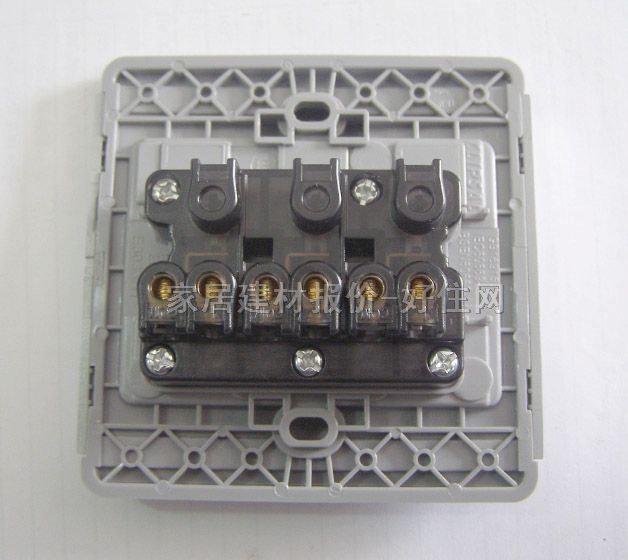 ��ٴ��E���_�P��� E3000 3λ�ο� ��Ұ��I�y��