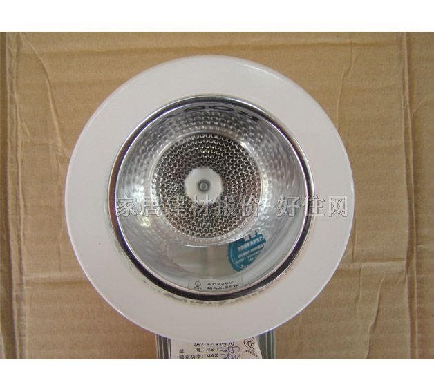 ��ʿ���bǶ��Ͳ�� RS-TD2552��ɫ��� ��85mm �M��ʽ �� 2.5��