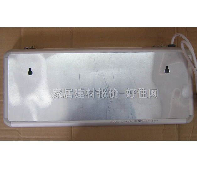 ����˹������־�� B01 3W