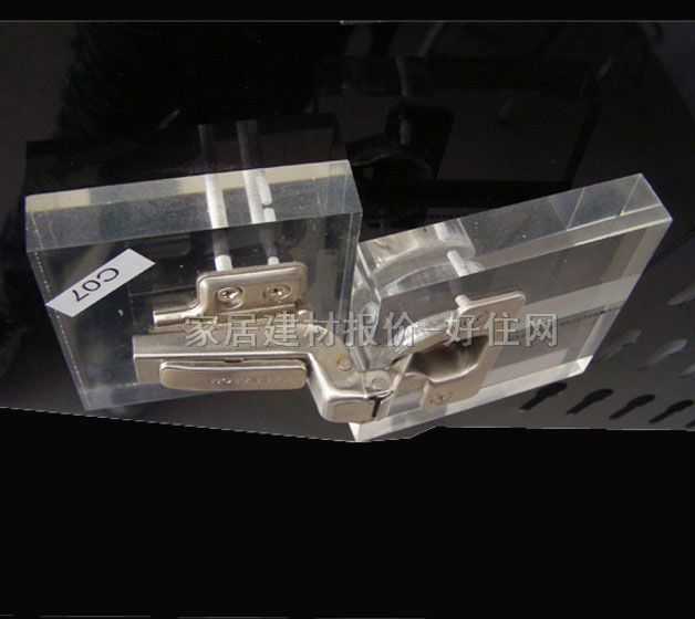 �����������q� C07 ��-�o�w ������