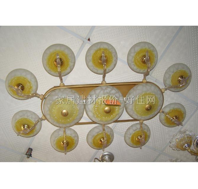 ԣ�S���� ���ٟ���+��ˇ�������� ���y�͹��L�� ��ɫ