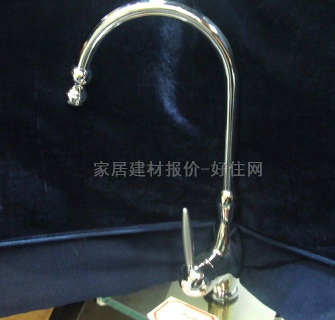 �N�����^ 176 ���