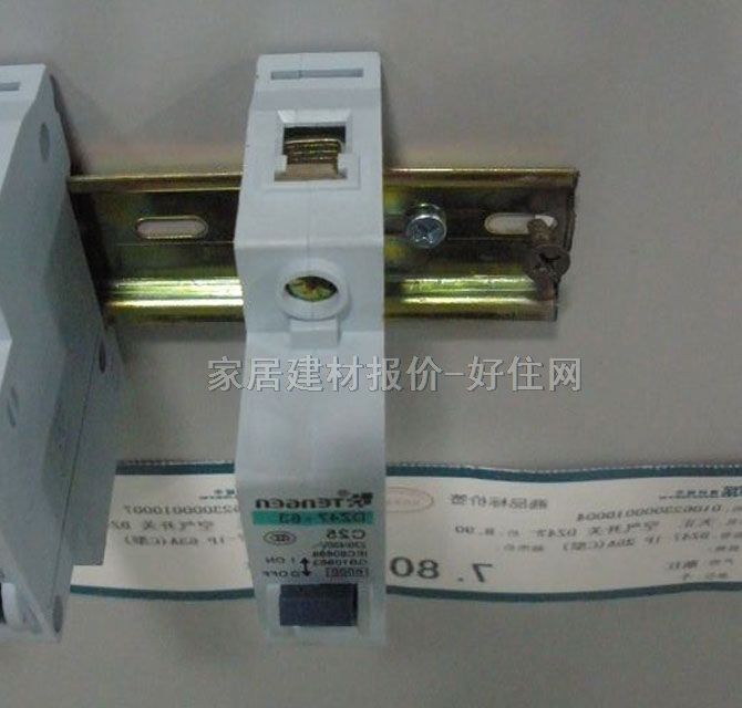 ������·��\�՚��_�P DZ47-63 C25 1P 25A �՚��_�P���ܚ���·����