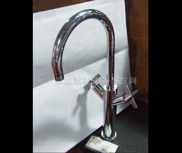 �N�����^ E-01001 ���