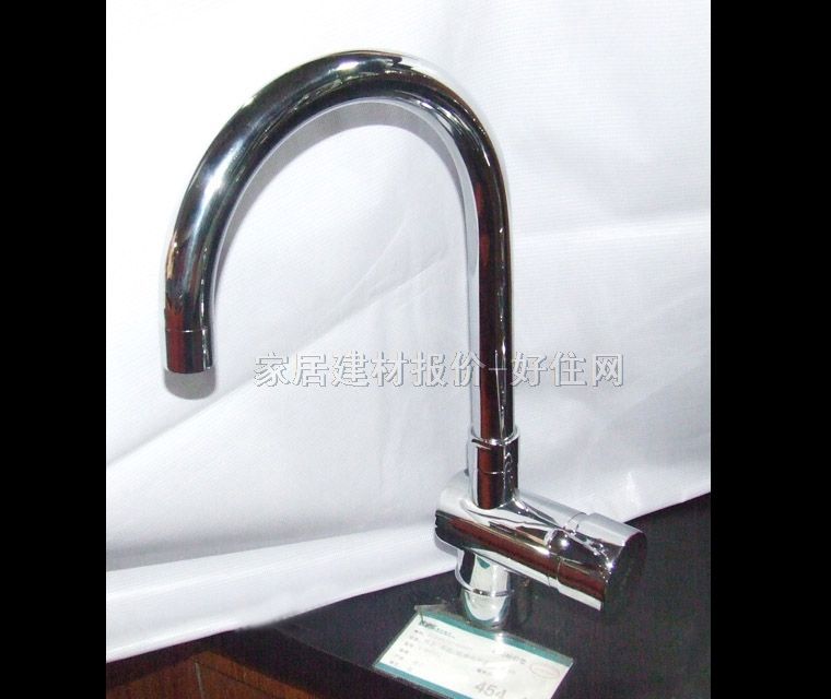 �N�����^ E-01002 ���