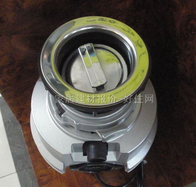 ������˹ʳ������̎���� 255�� 195��195��341mm